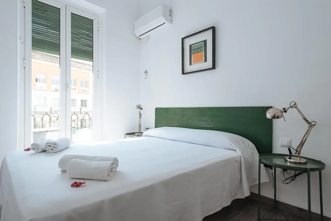 Apartamentos Cuesta Del Rosario 세비야 0*,  스페인